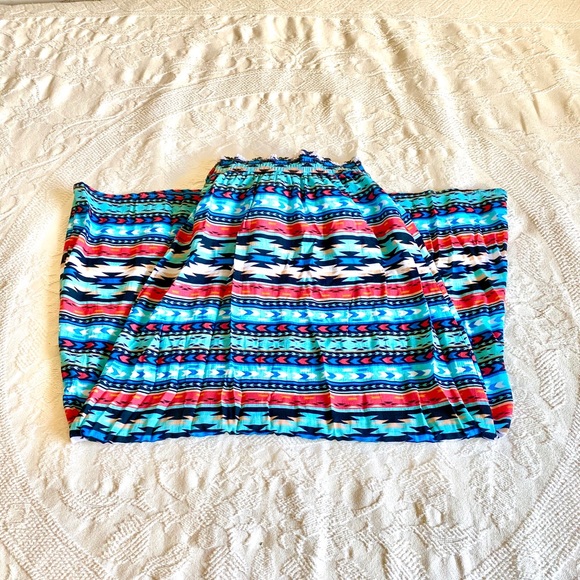 Like-New Southwest Vibes Aztec Skirt - Picture 4 of 5
